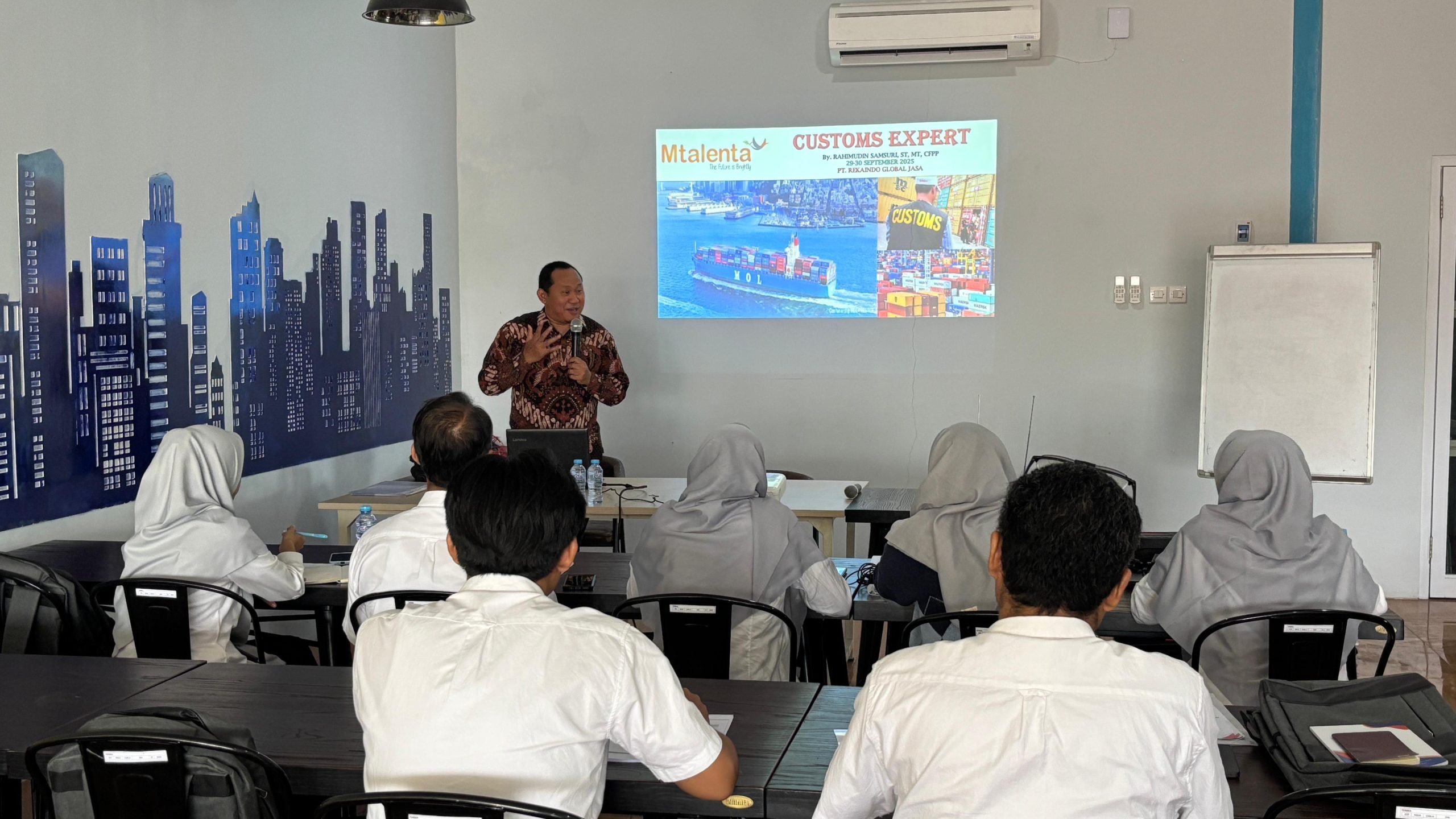 Training Custom Expert PT Rekaindo Global Jasa