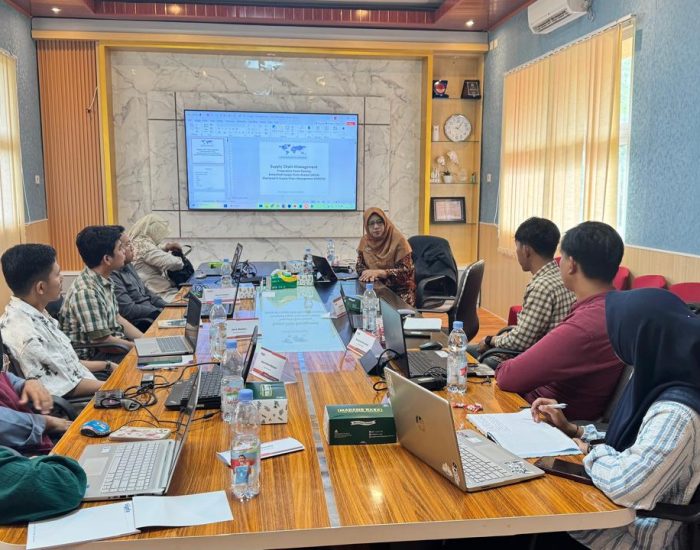 Training Associate Supply Chain Analyst Sekolah Tinggi Teknologi Migas